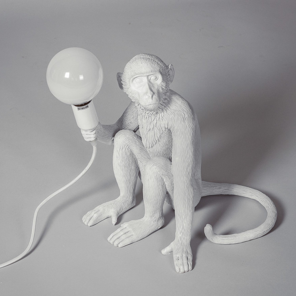 Лампа настольная The Monkey Lamp Sitting Version черный  DE19965